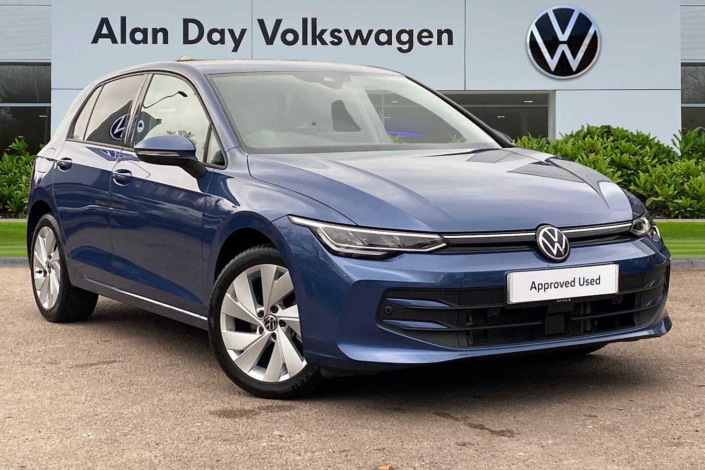 Main listing image - Volkswagen Golf