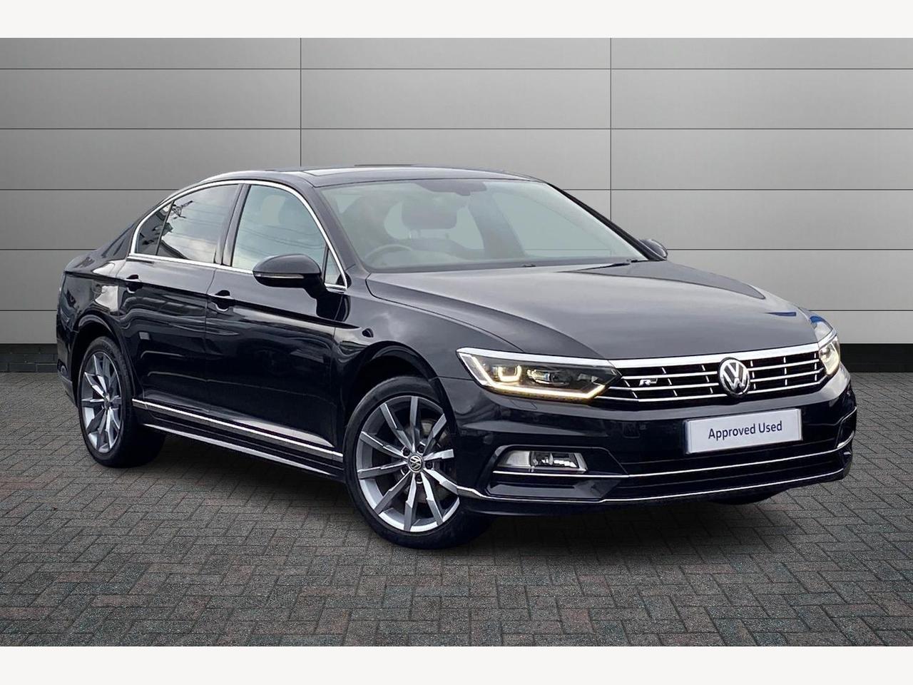 Main listing image - Volkswagen Passat