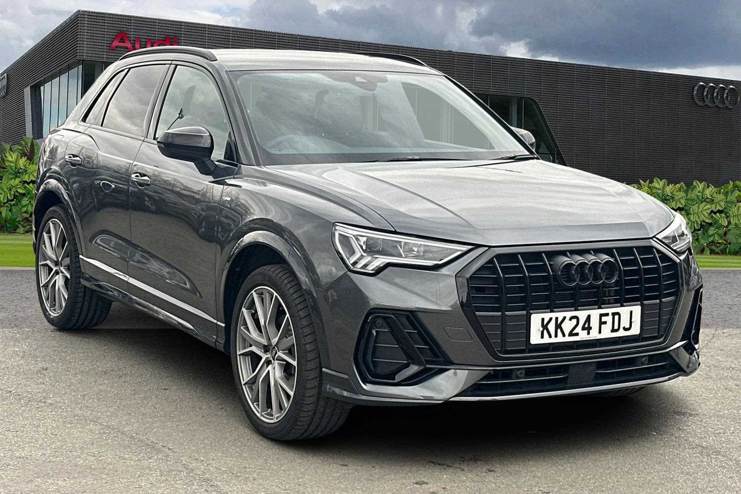 Main listing image - Audi Q3