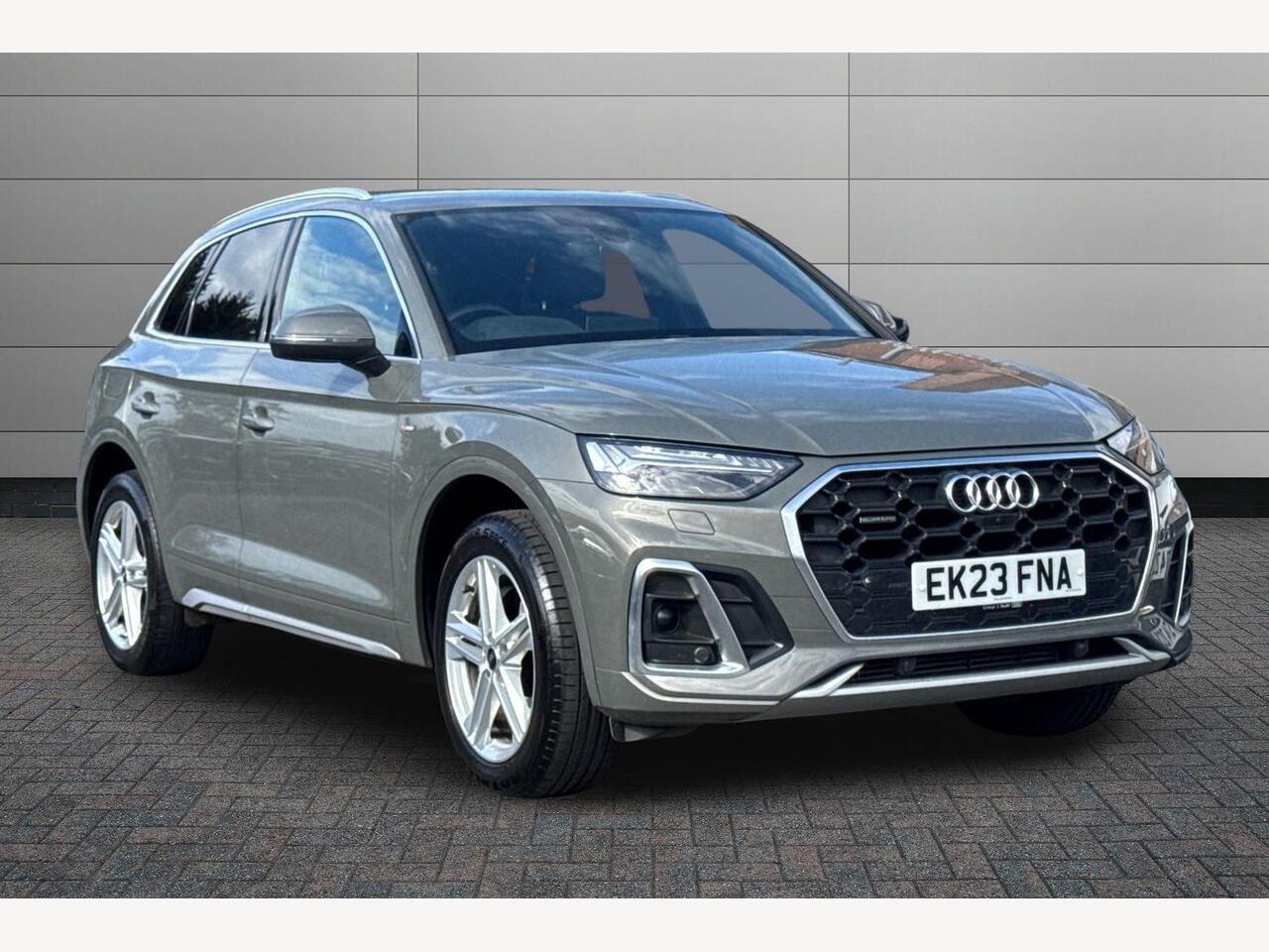 Main listing image - Audi Q5