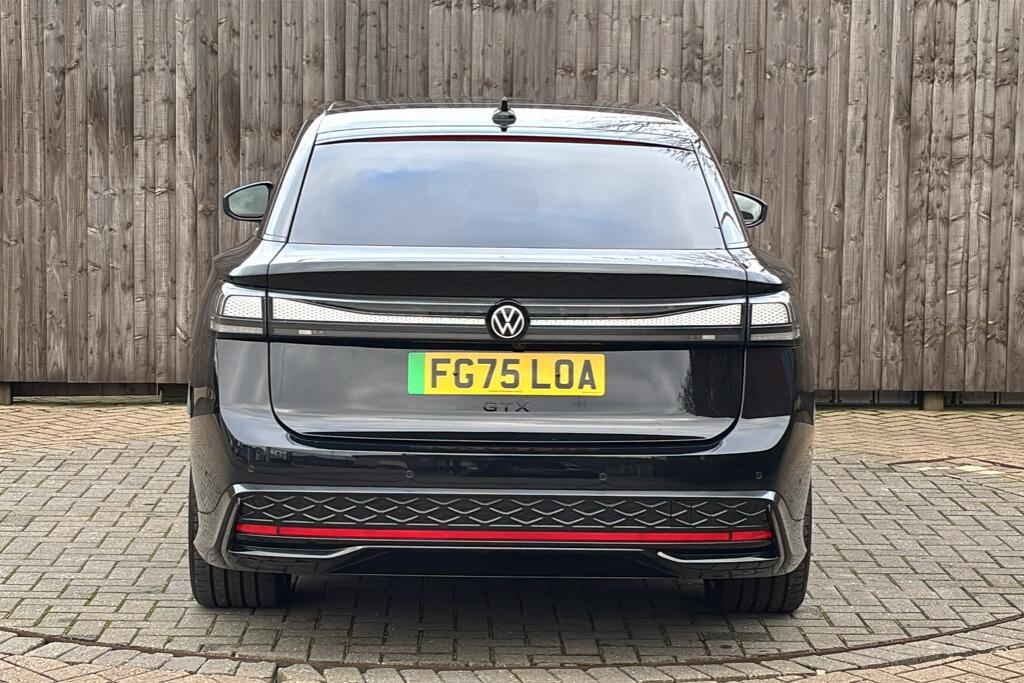 Main listing image - Volkswagen ID.7