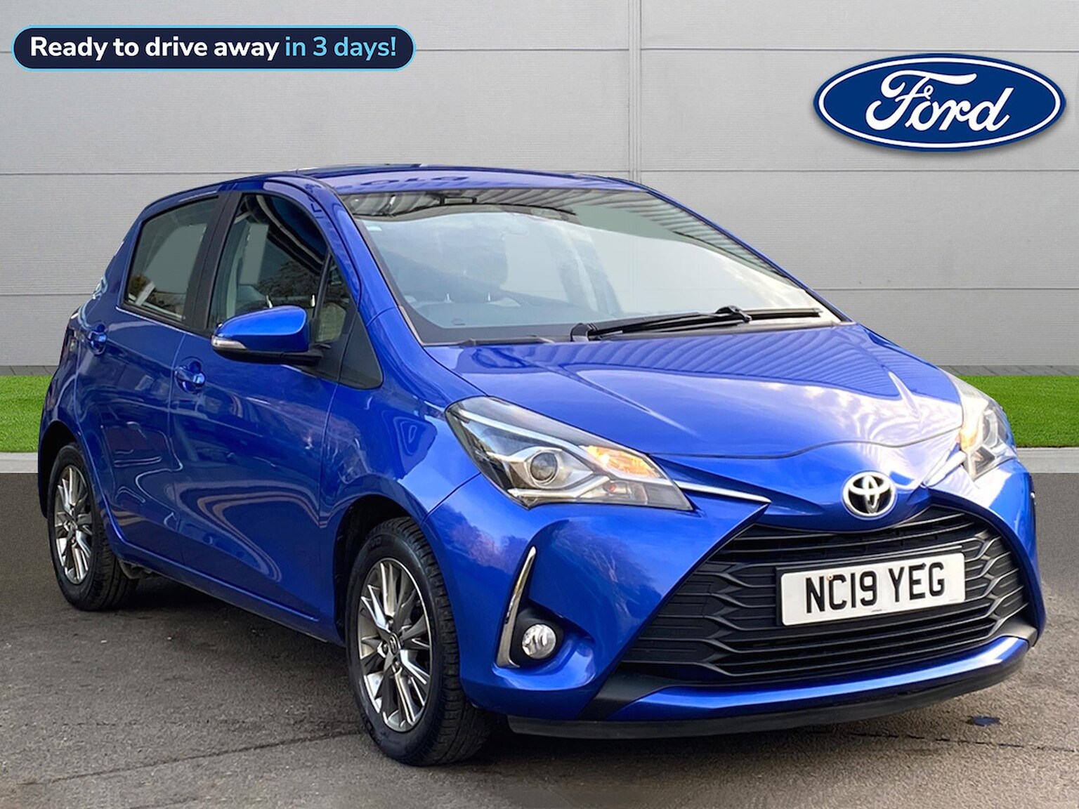 Main listing image - Toyota Yaris