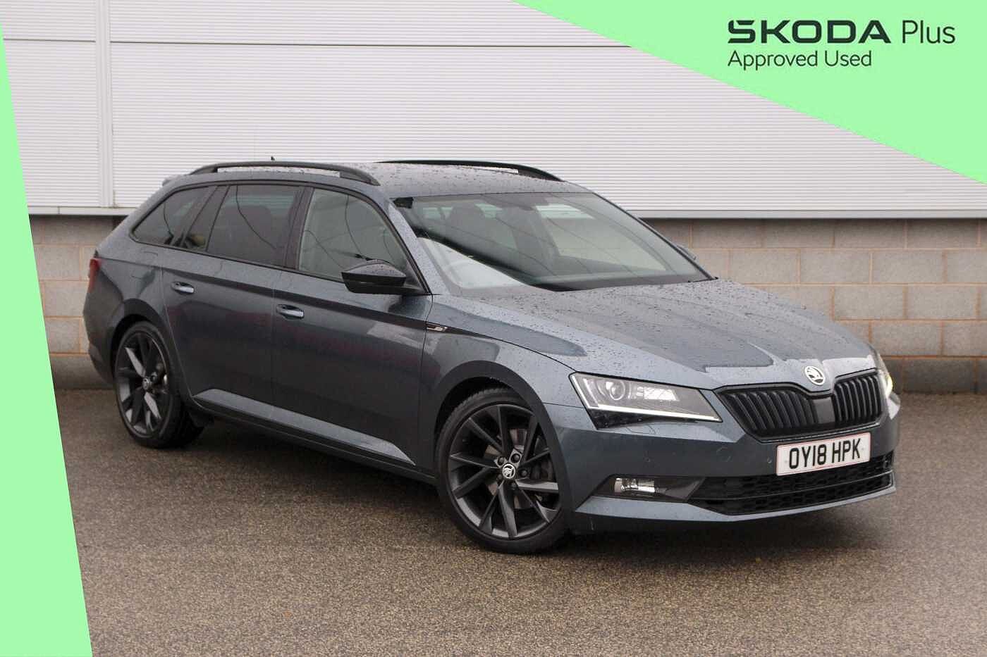Main listing image - Skoda Superb Estate