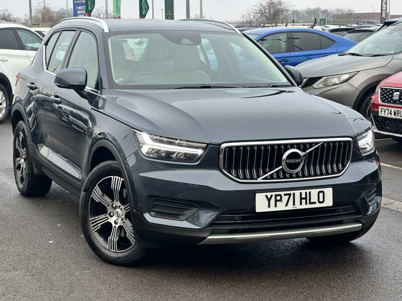 Main listing image - Volvo XC40