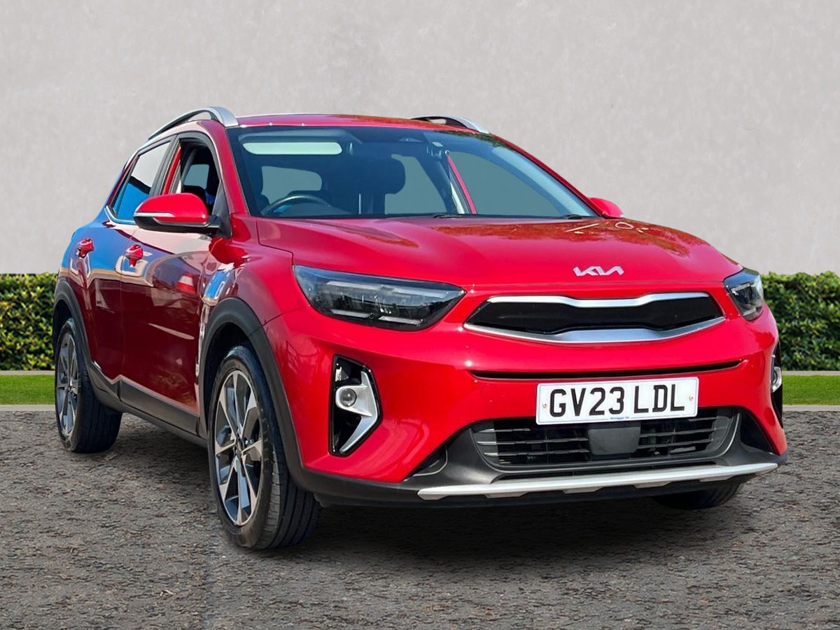 Main listing image - Kia Stonic