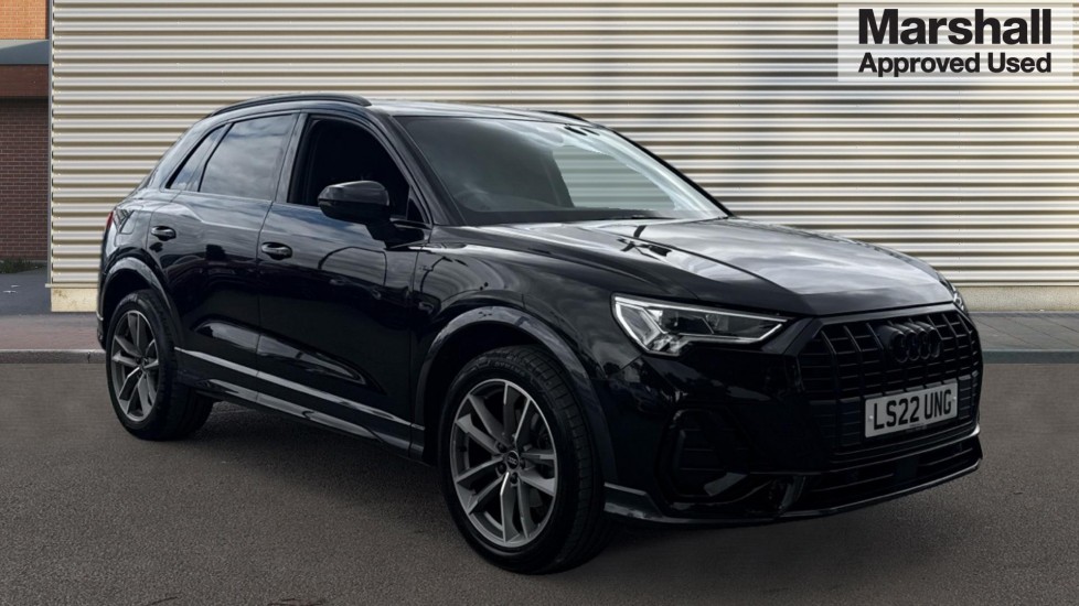 Main listing image - Audi Q3