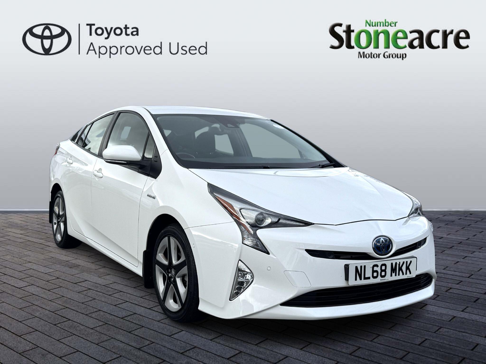 Main listing image - Toyota Prius