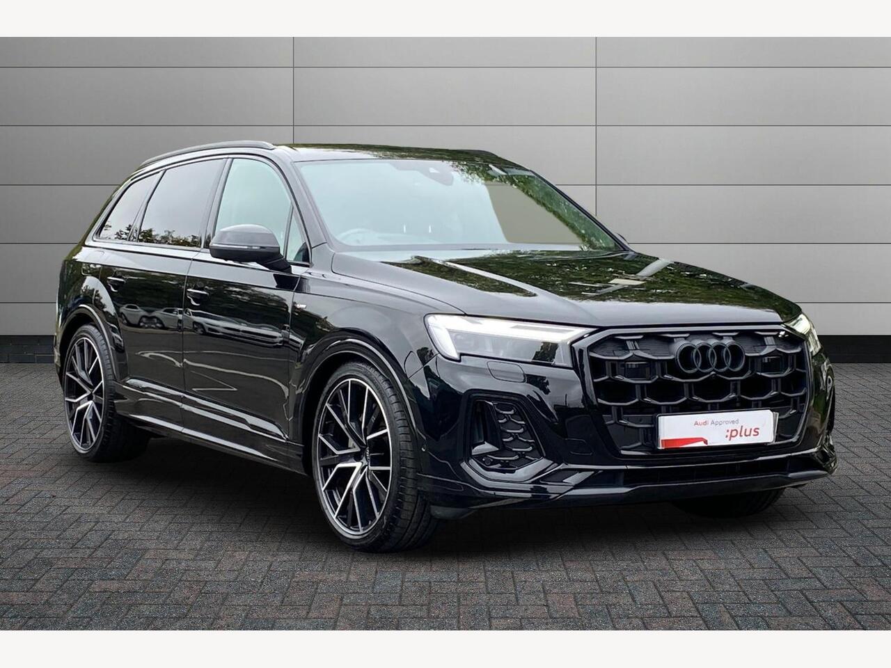 Main listing image - Audi Q7
