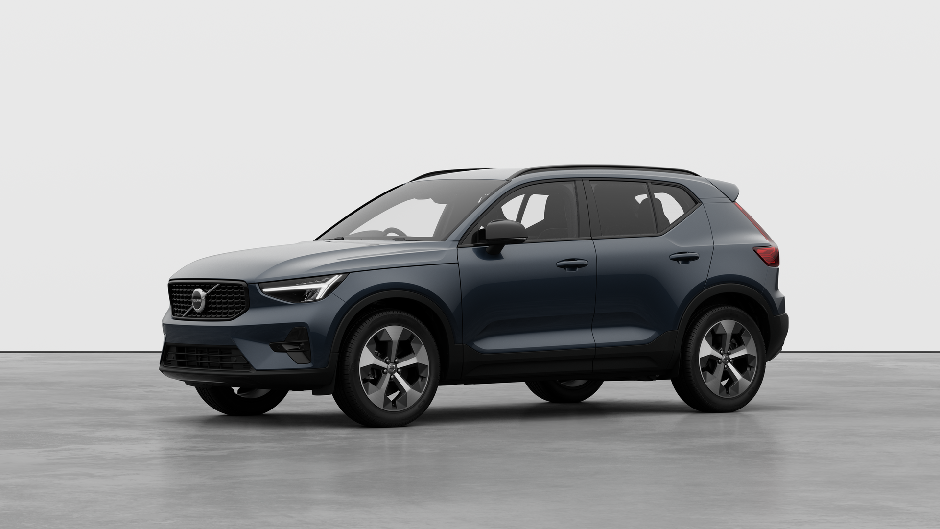 Main listing image - Volvo XC40