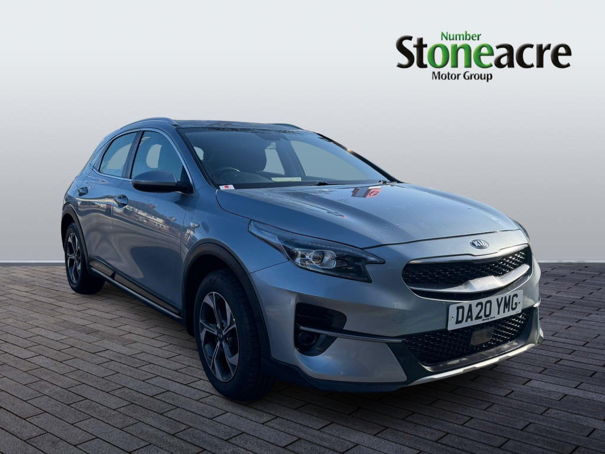 Main listing image - Kia XCeed