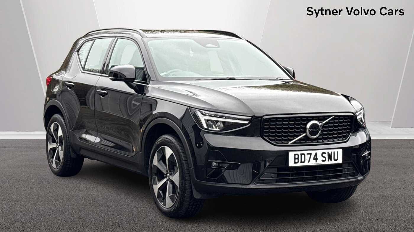 Main listing image - Volvo XC40