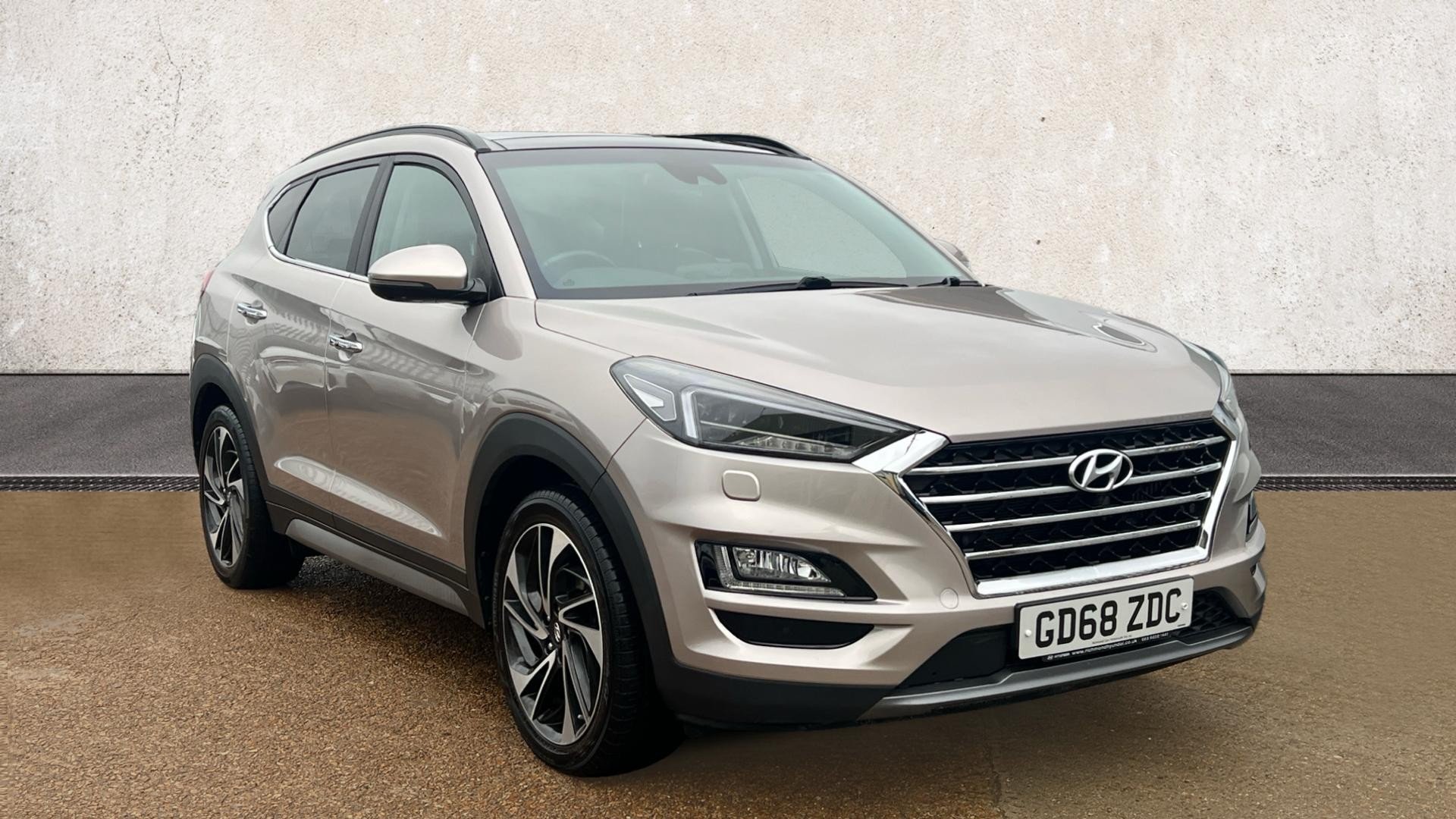 Main listing image - Hyundai Tucson