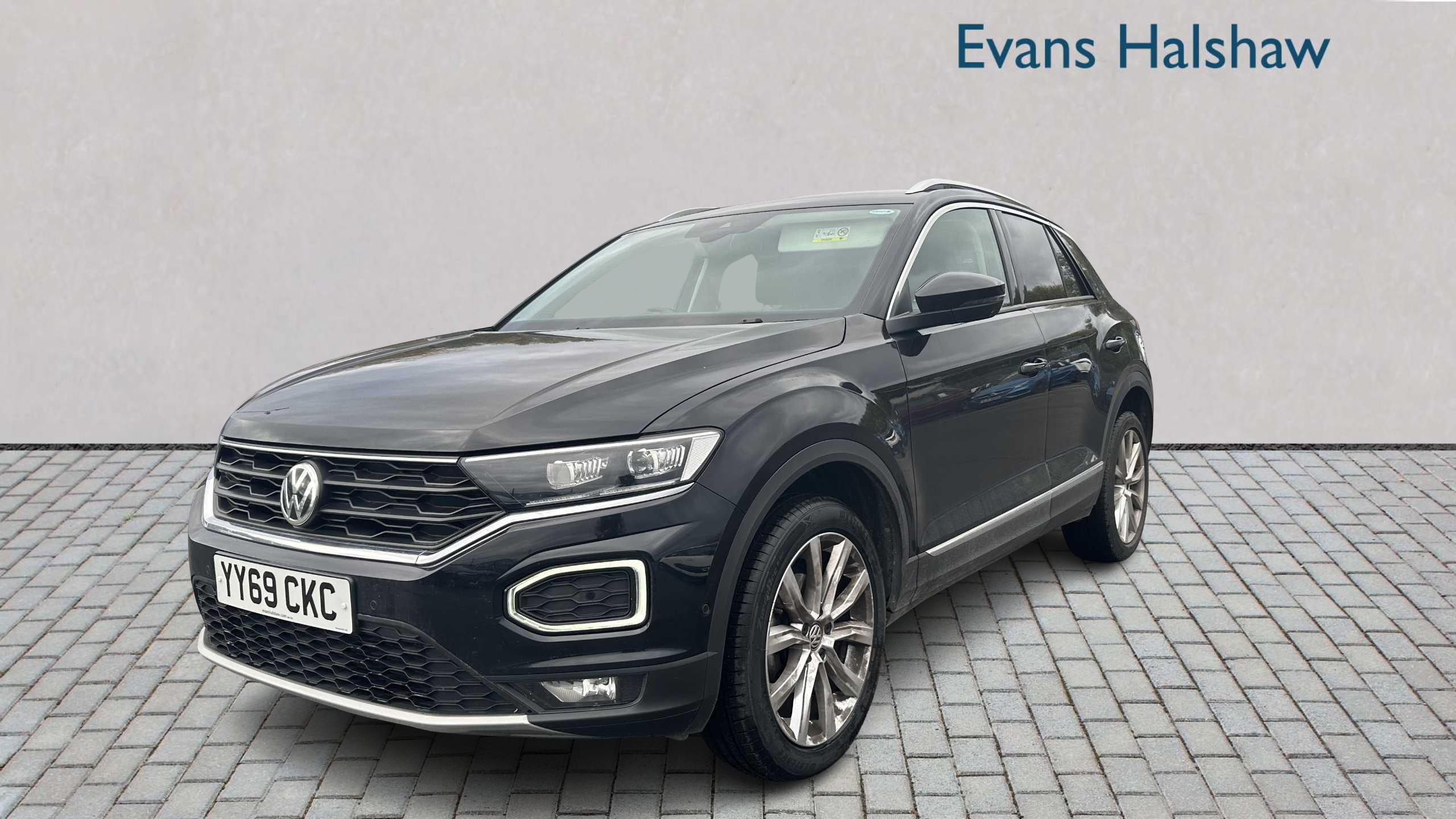 Main listing image - Volkswagen T-Roc