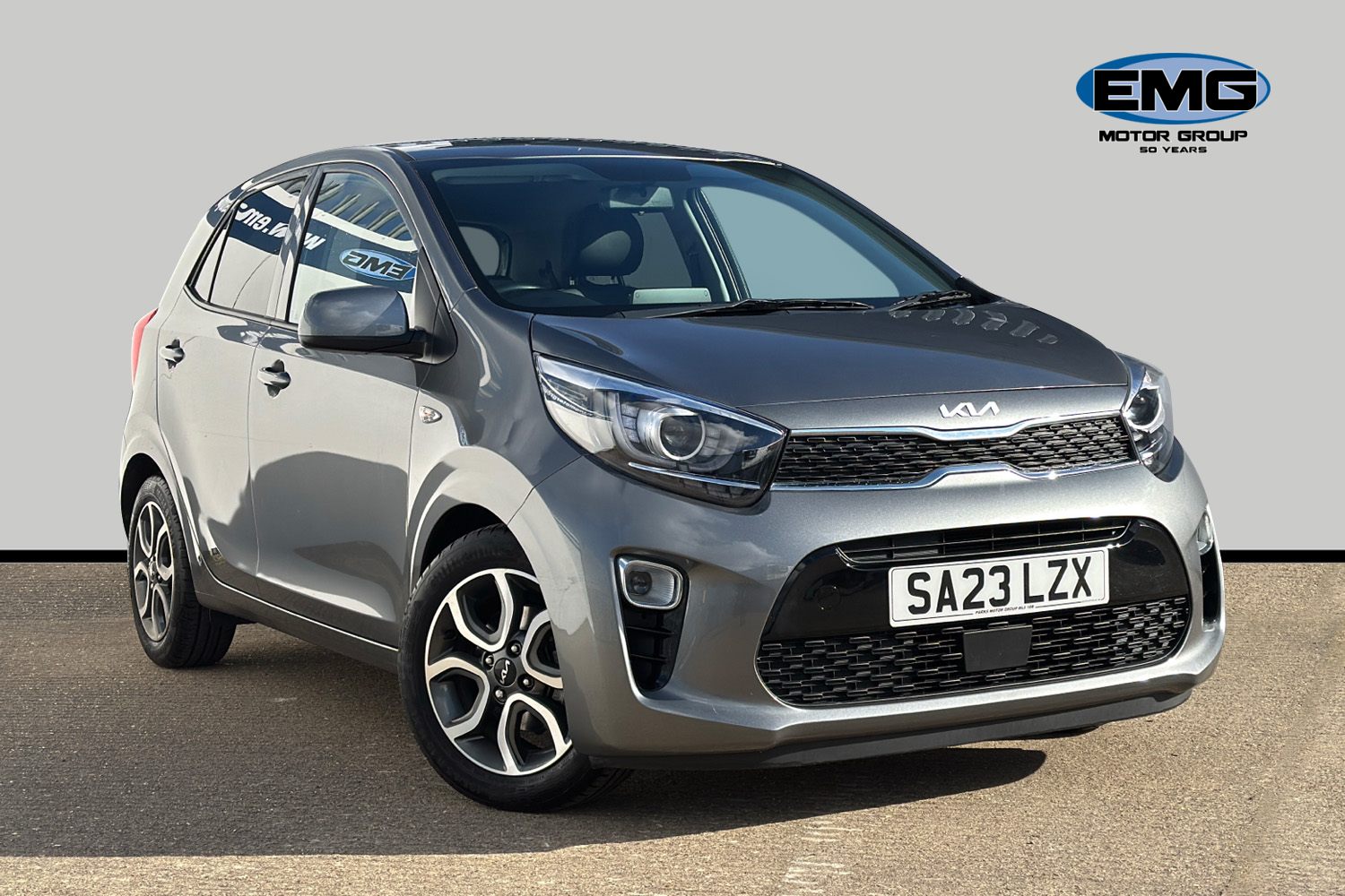 Main listing image - Kia Picanto