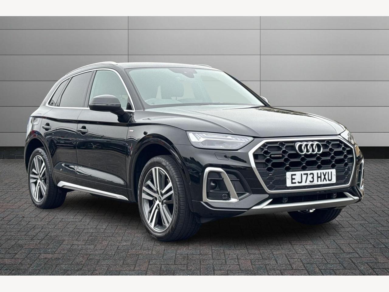 Main listing image - Audi Q5