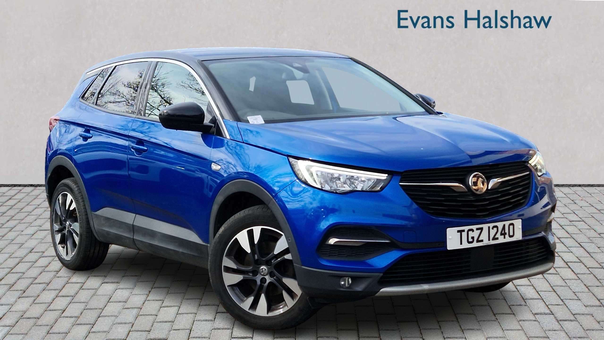 Main listing image - Vauxhall Grandland X