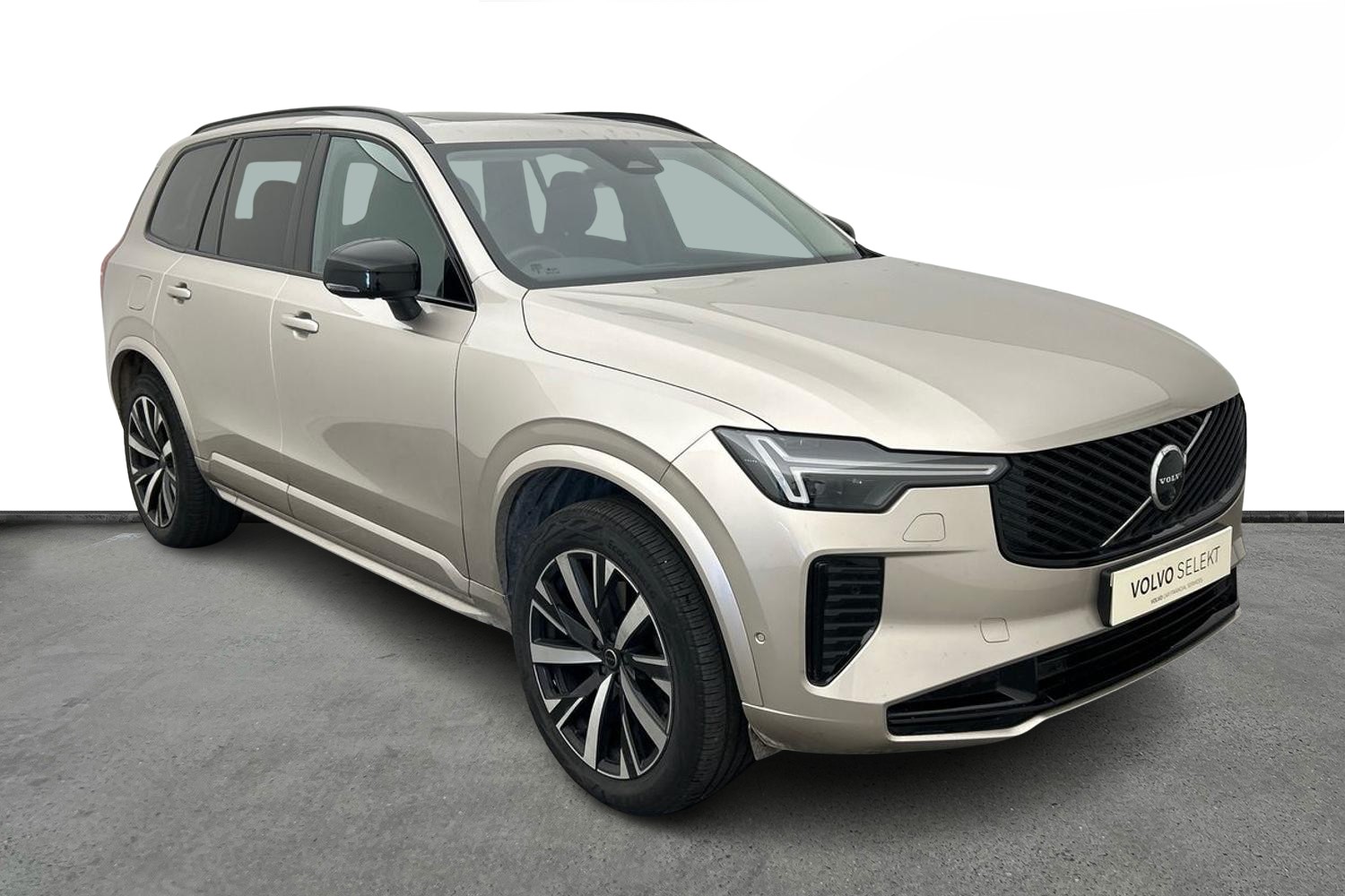 Main listing image - Volvo XC90