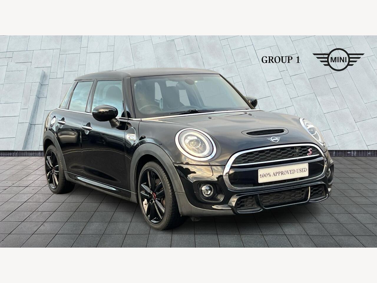 Main listing image - MINI Hatchback