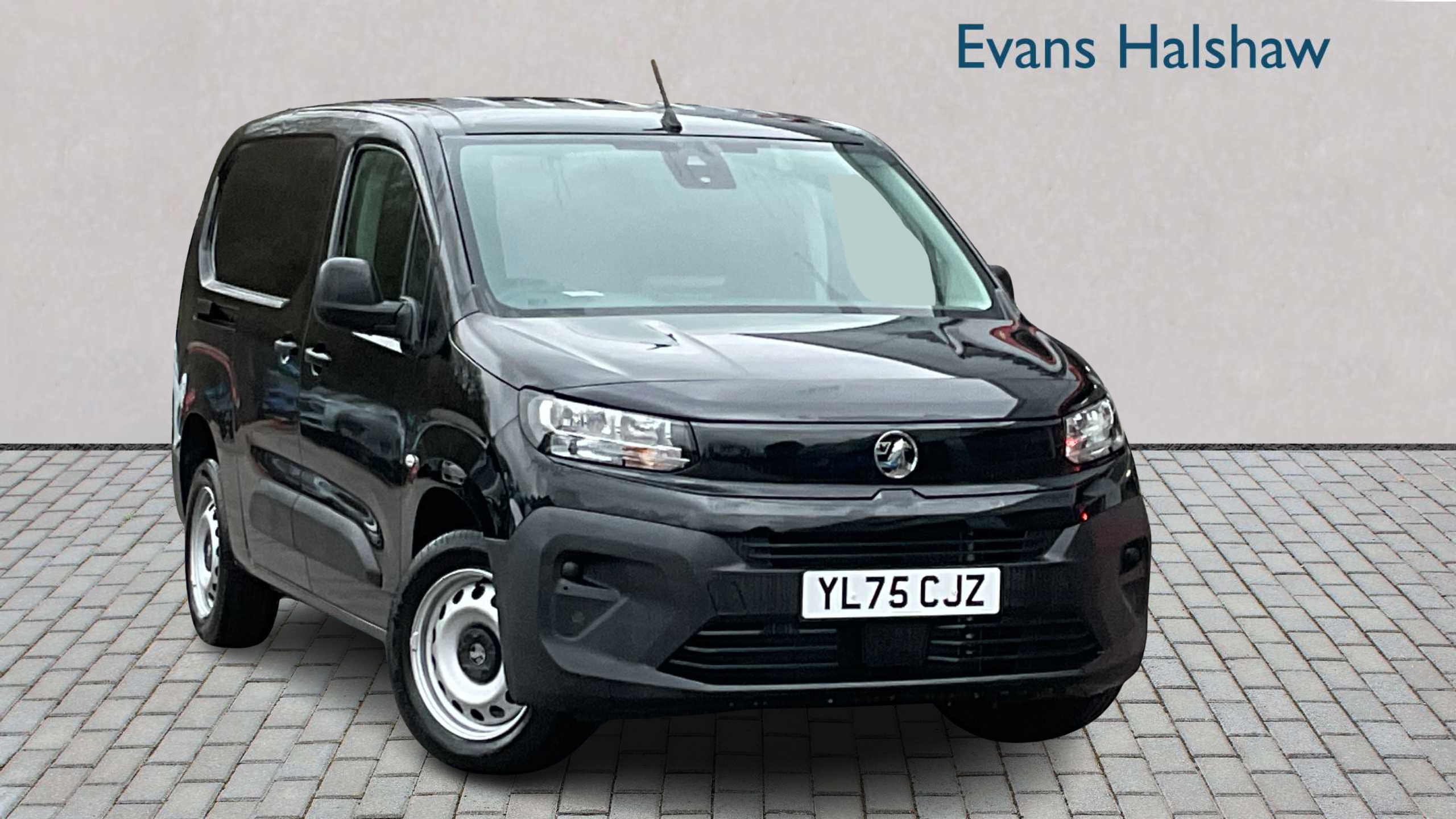 Main listing image - Vauxhall Combo Cargo