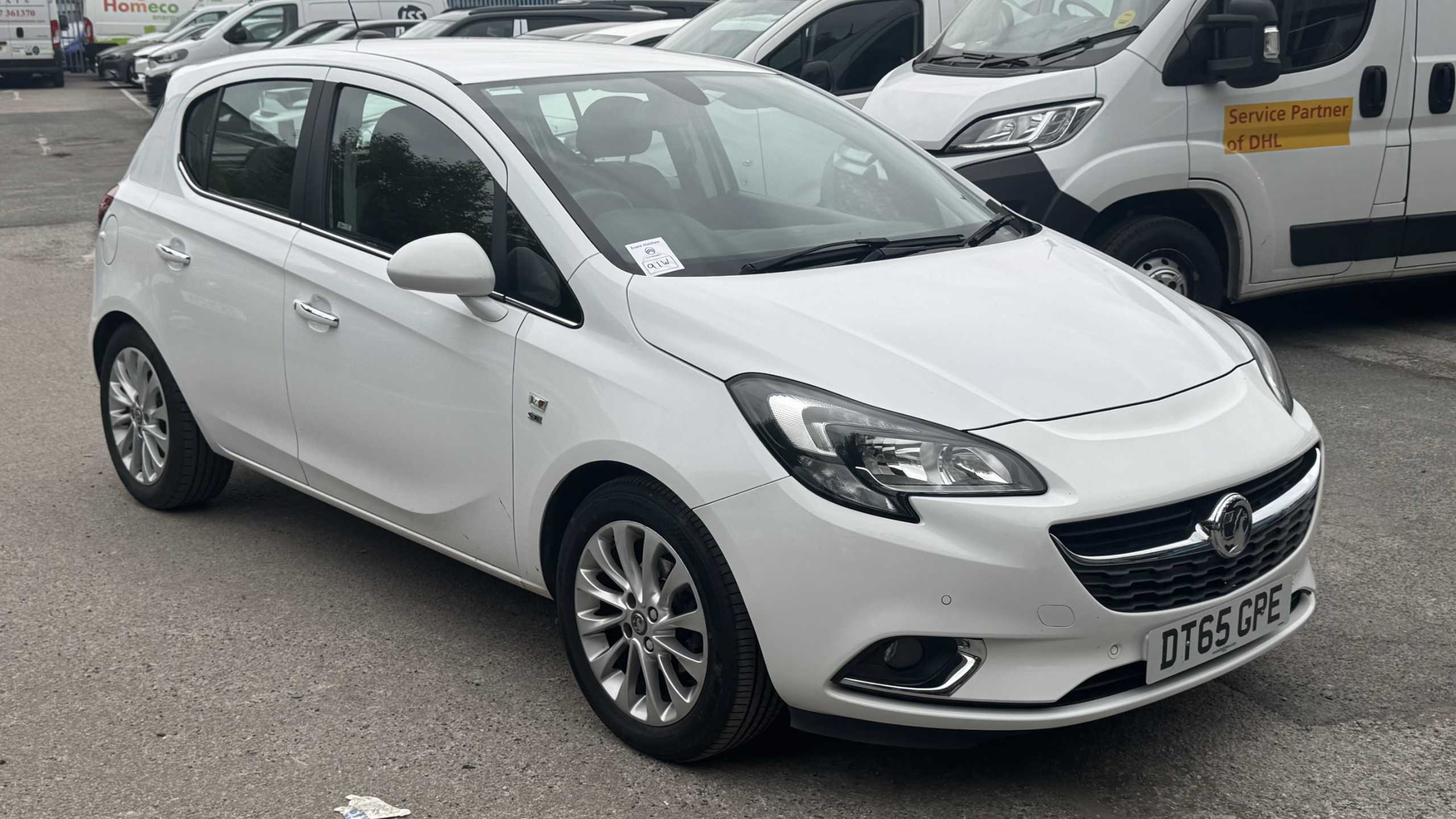Main listing image - Vauxhall Corsa