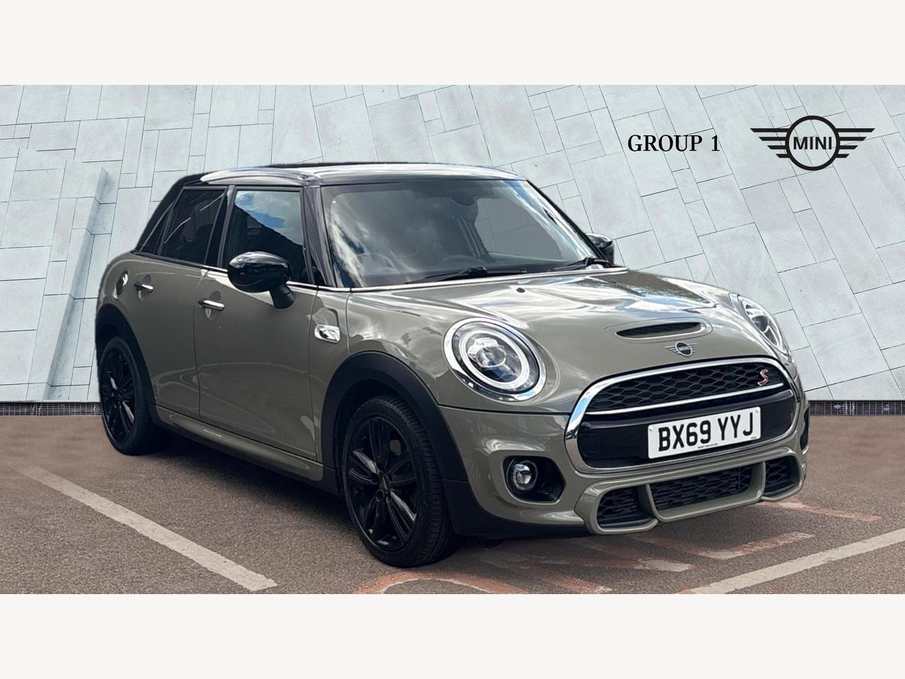 Main listing image - MINI Hatchback 5dr