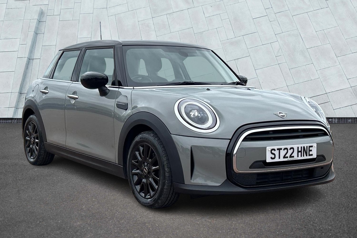 Main listing image - MINI Hatchback 5dr