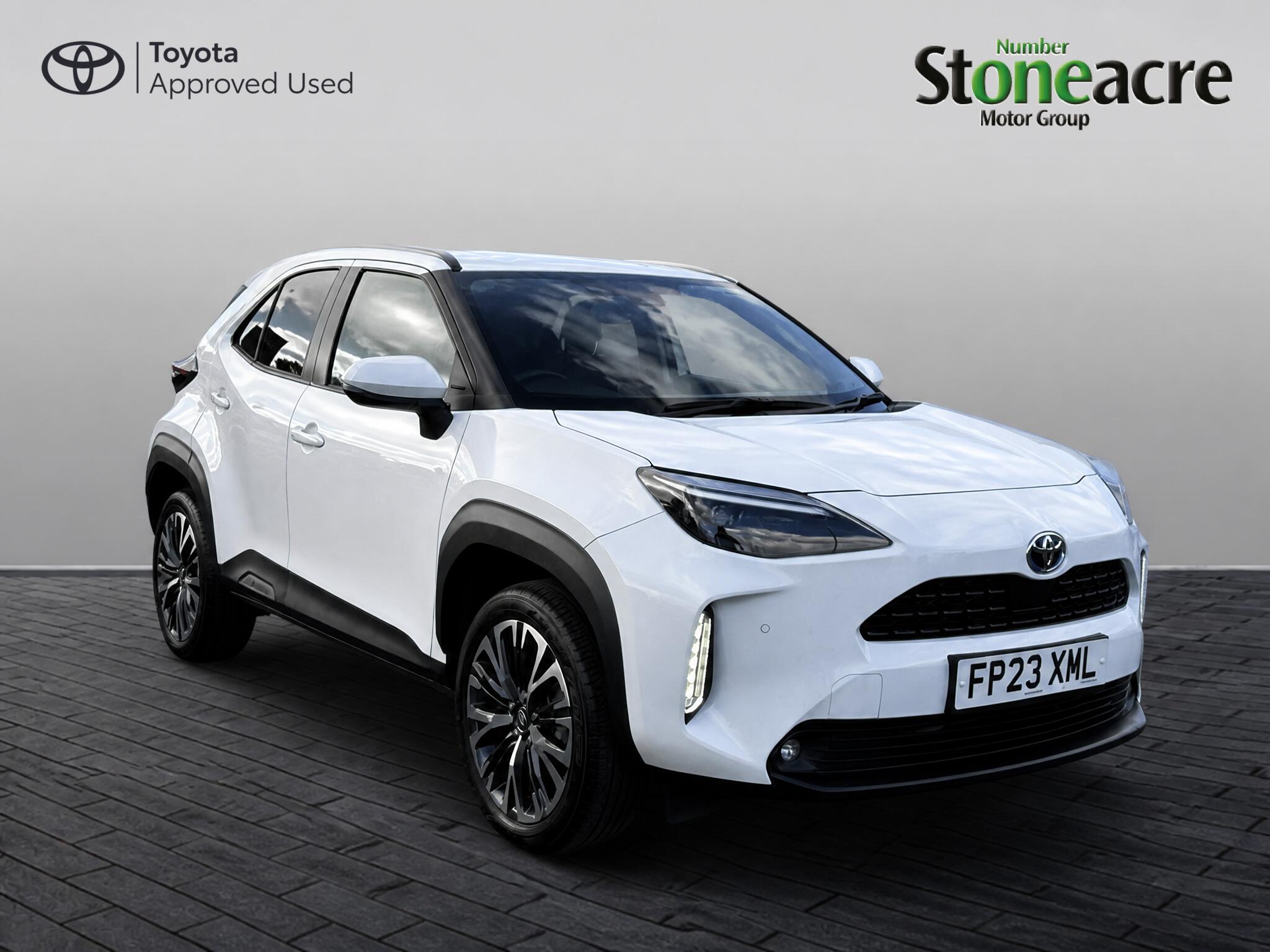 Main listing image - Toyota Yaris Cross