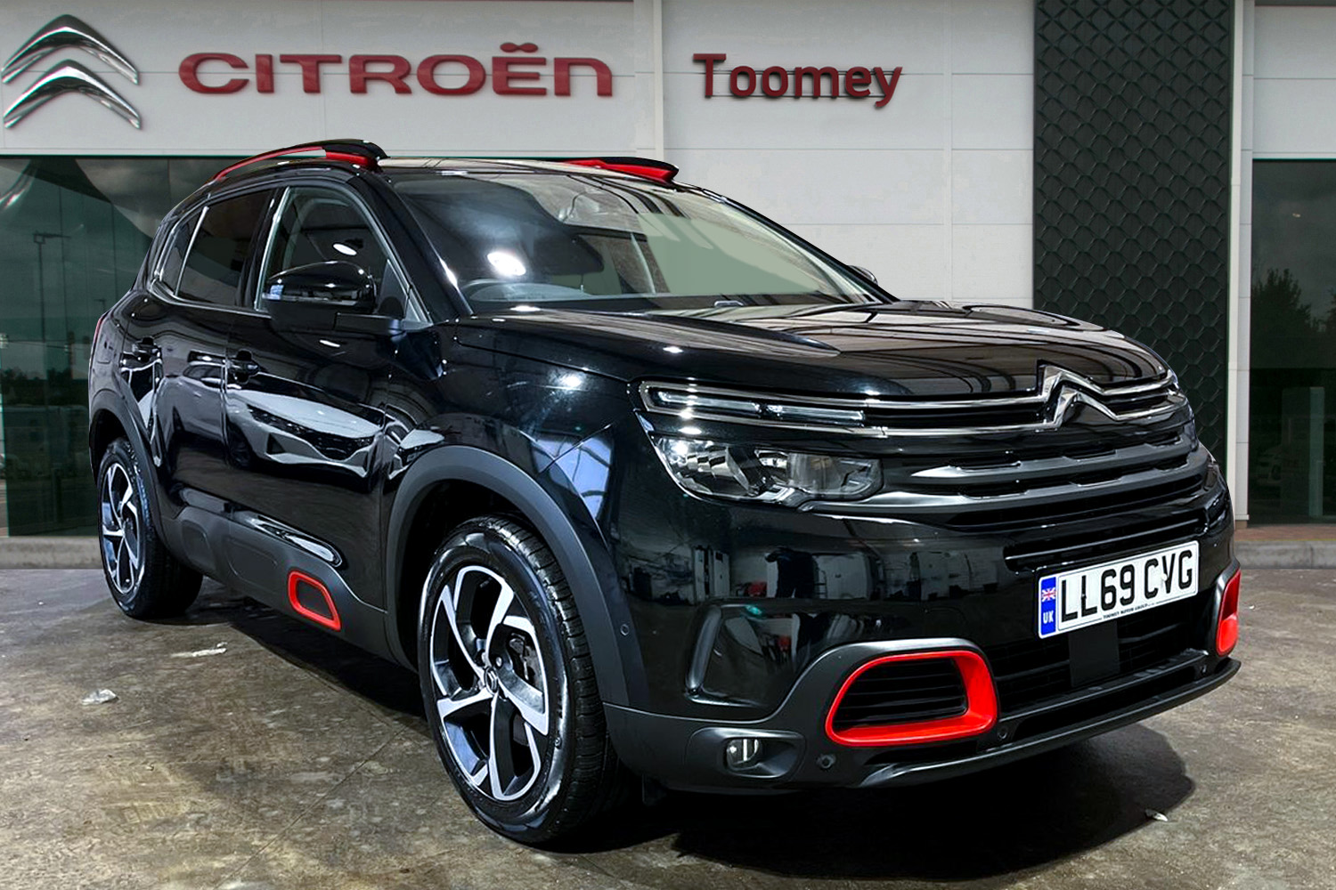 Main listing image - Citroen C5 Aircross