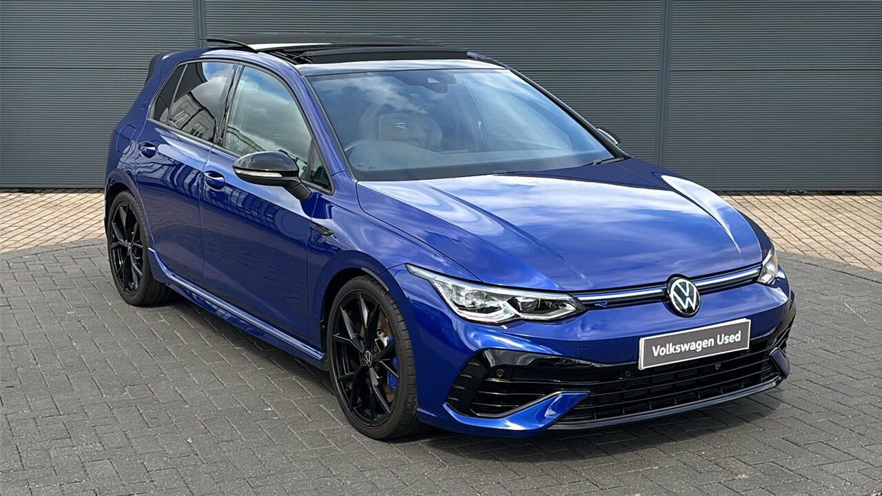 Main listing image - Volkswagen Golf