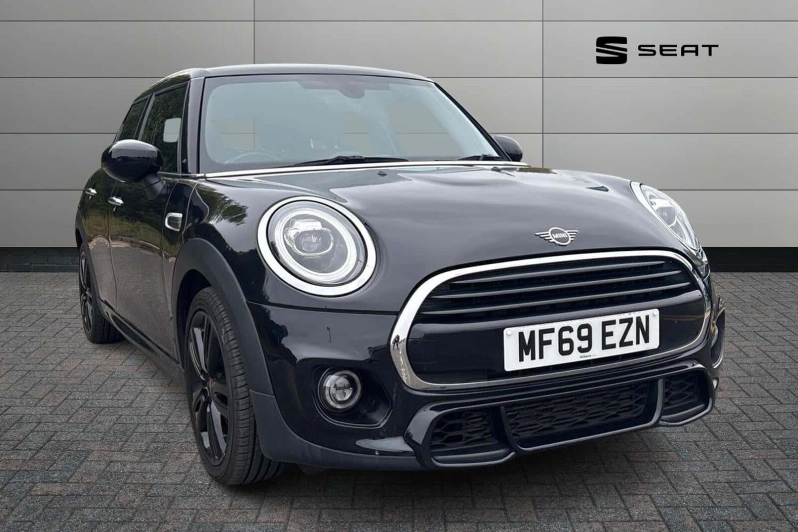 Main listing image - MINI Hatchback