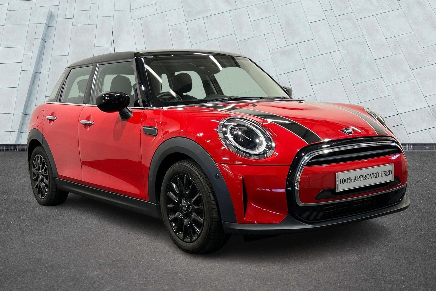 Main listing image - MINI Hatchback 5dr