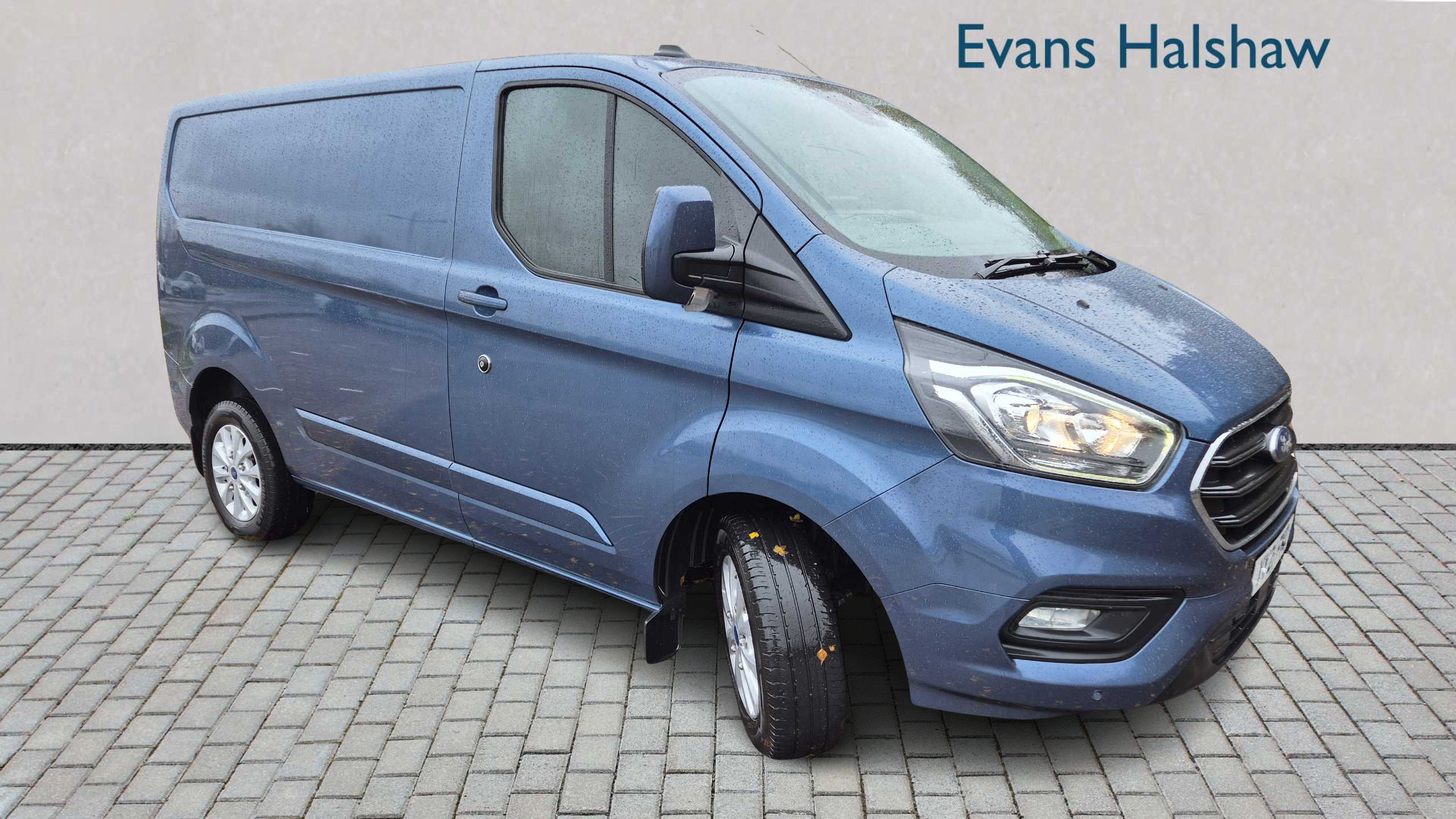 Main listing image - Ford Transit Custom