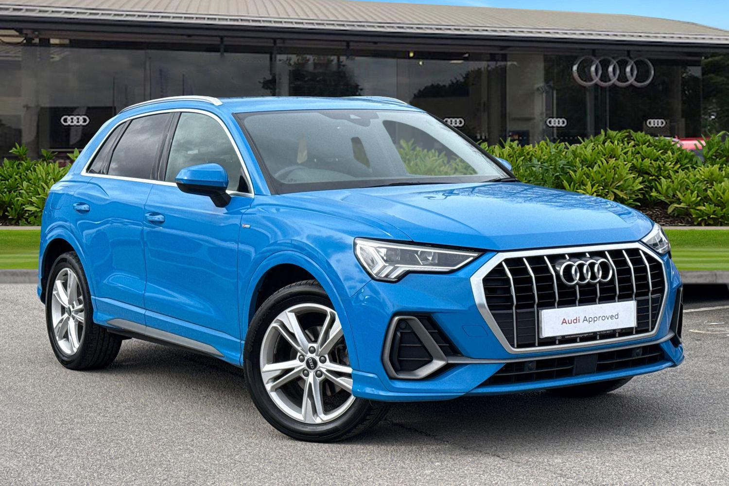 Main listing image - Audi Q3