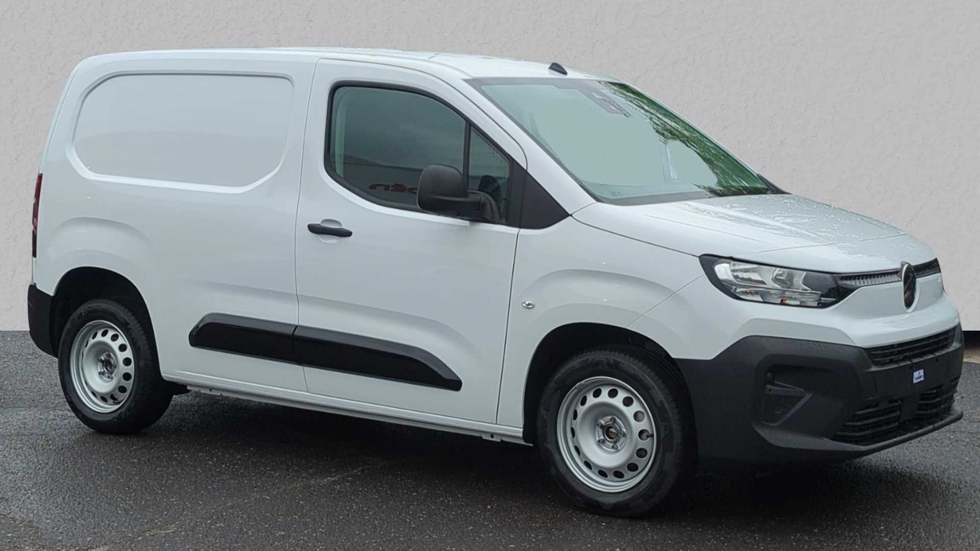 Main listing image - Citroen Berlingo Van