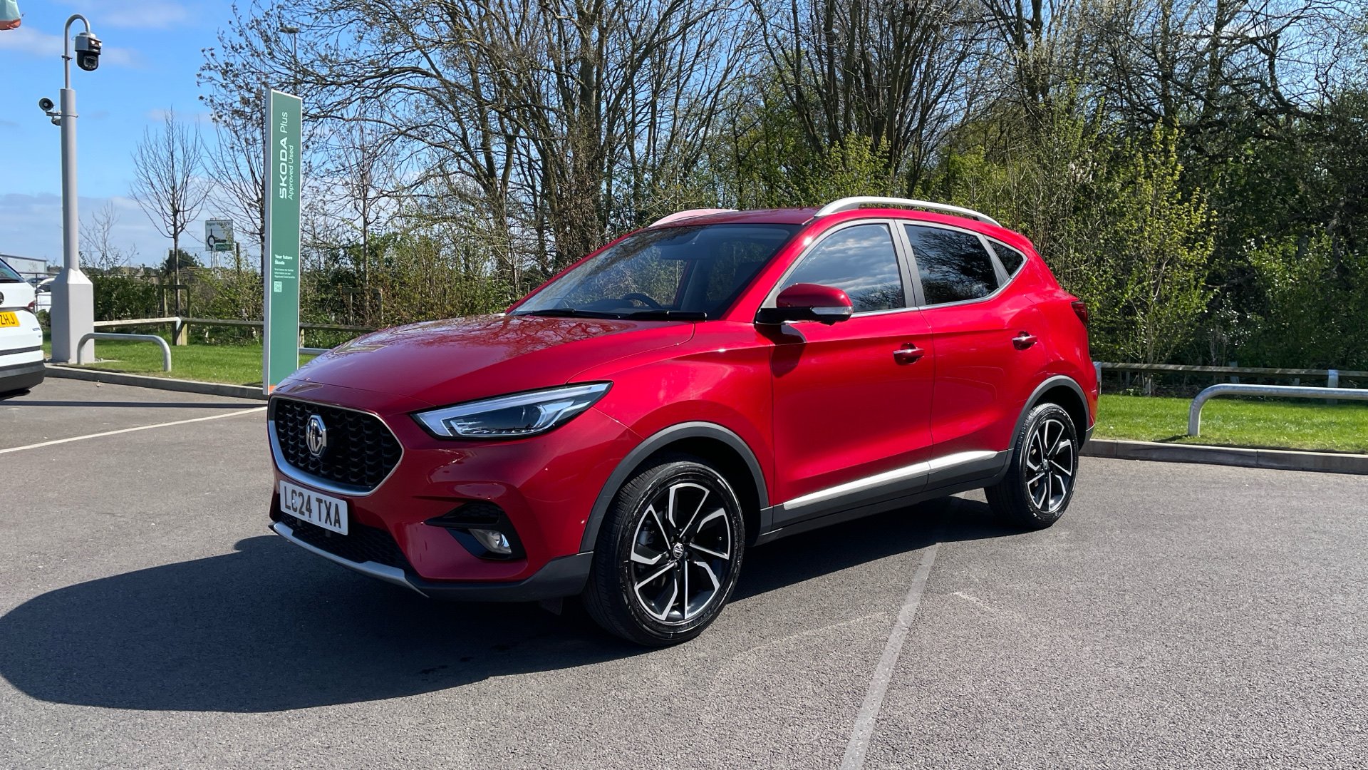 Main listing image - MG ZS