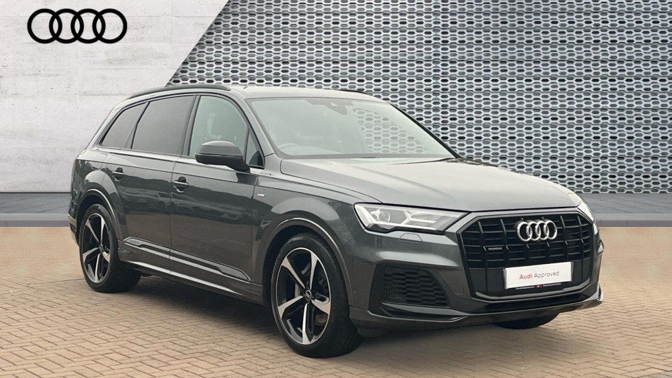 Main listing image - Audi Q7