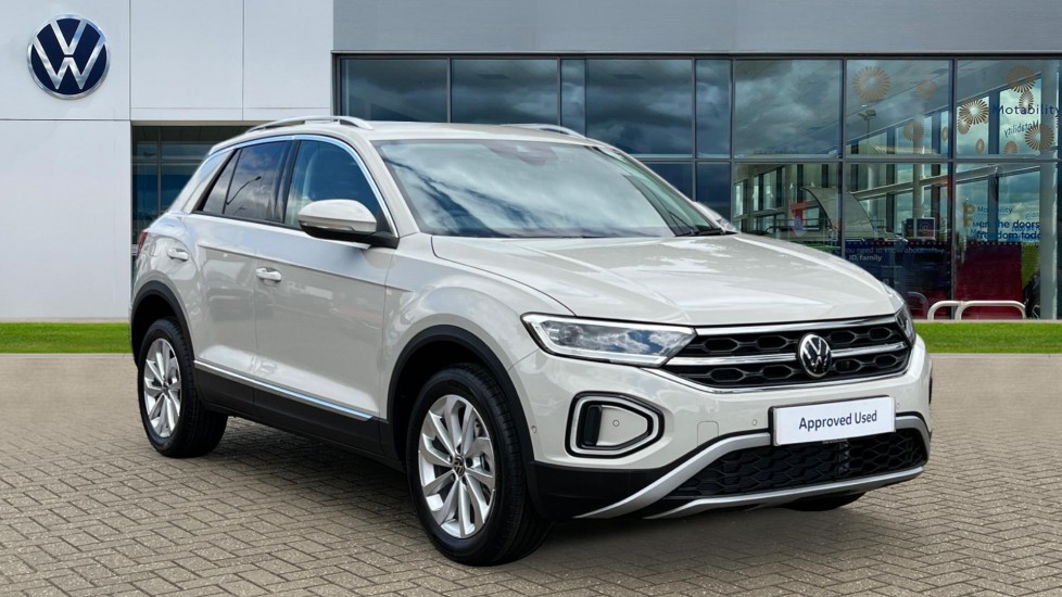 Main listing image - Volkswagen T-Roc