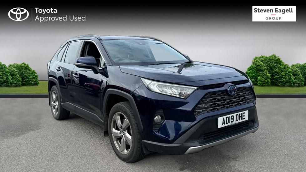 Main listing image - Toyota RAV4