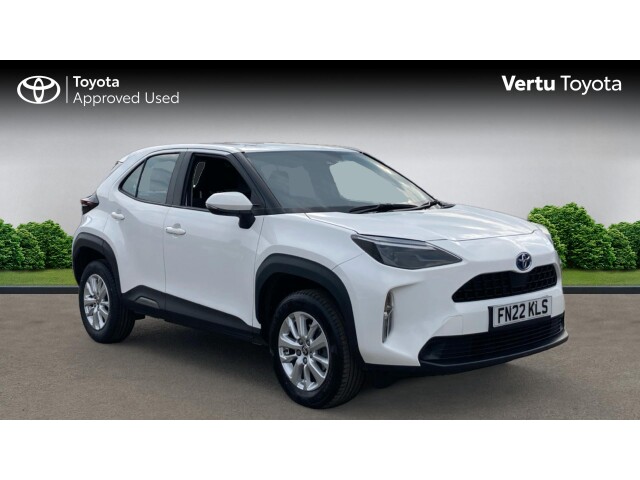 Main listing image - Toyota Yaris Cross