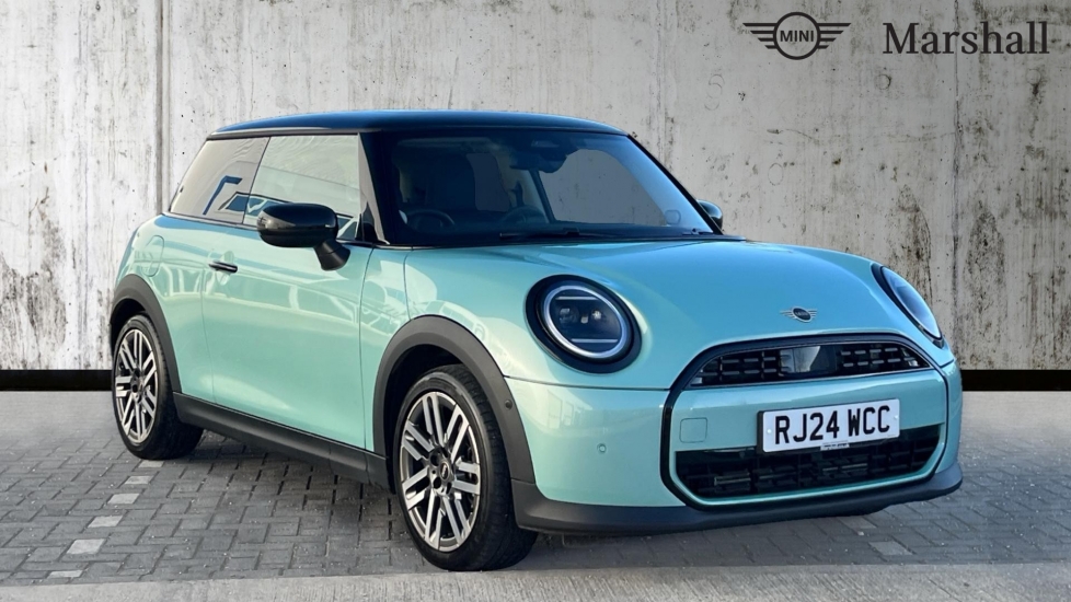 Main listing image - MINI Hatchback