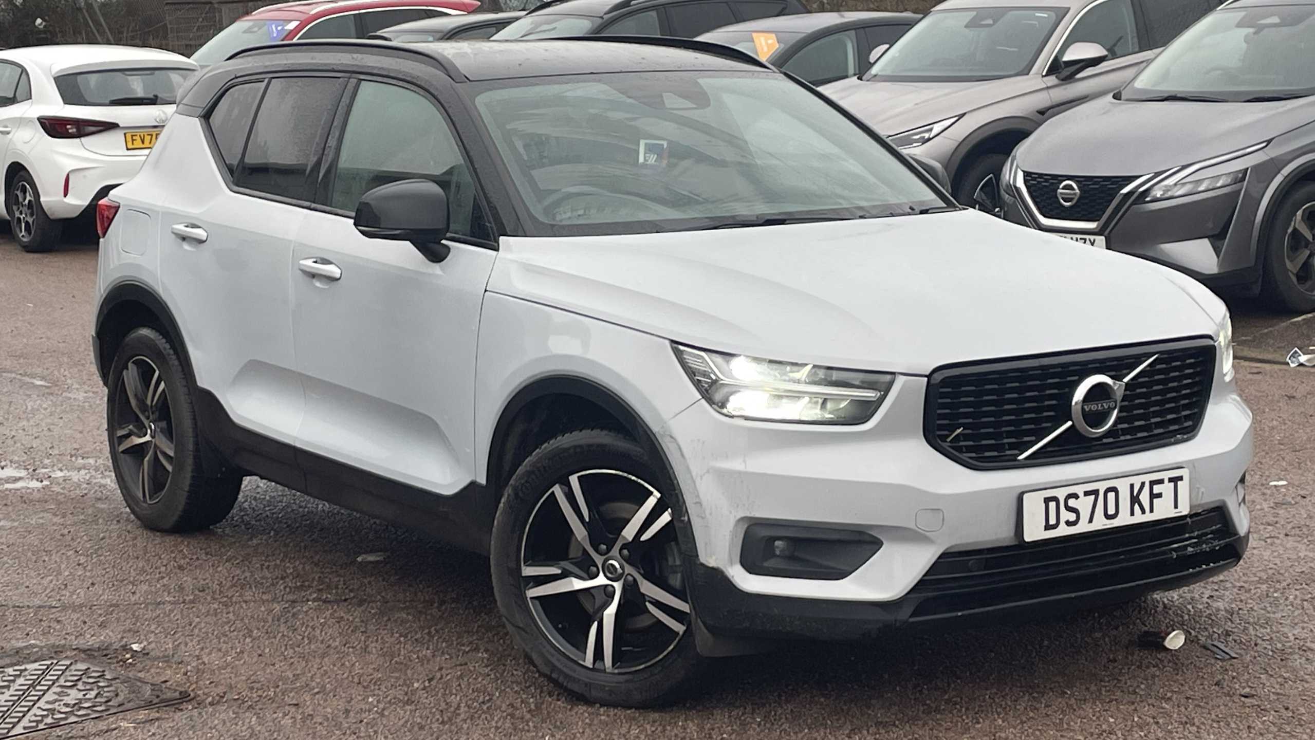 Main listing image - Volvo XC40