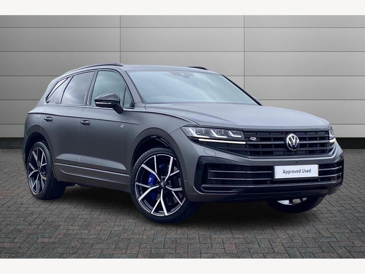 Main listing image - Volkswagen Touareg
