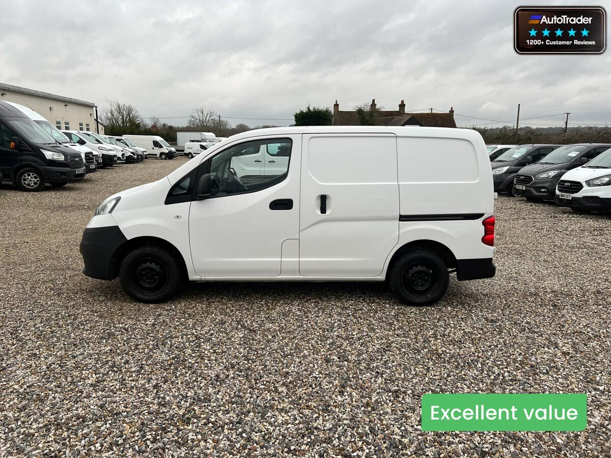 Main listing image - Nissan NV200