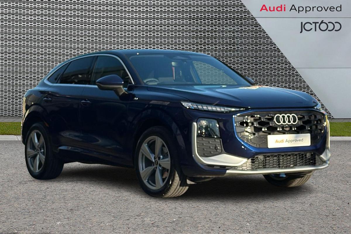 Main listing image - Audi Q3