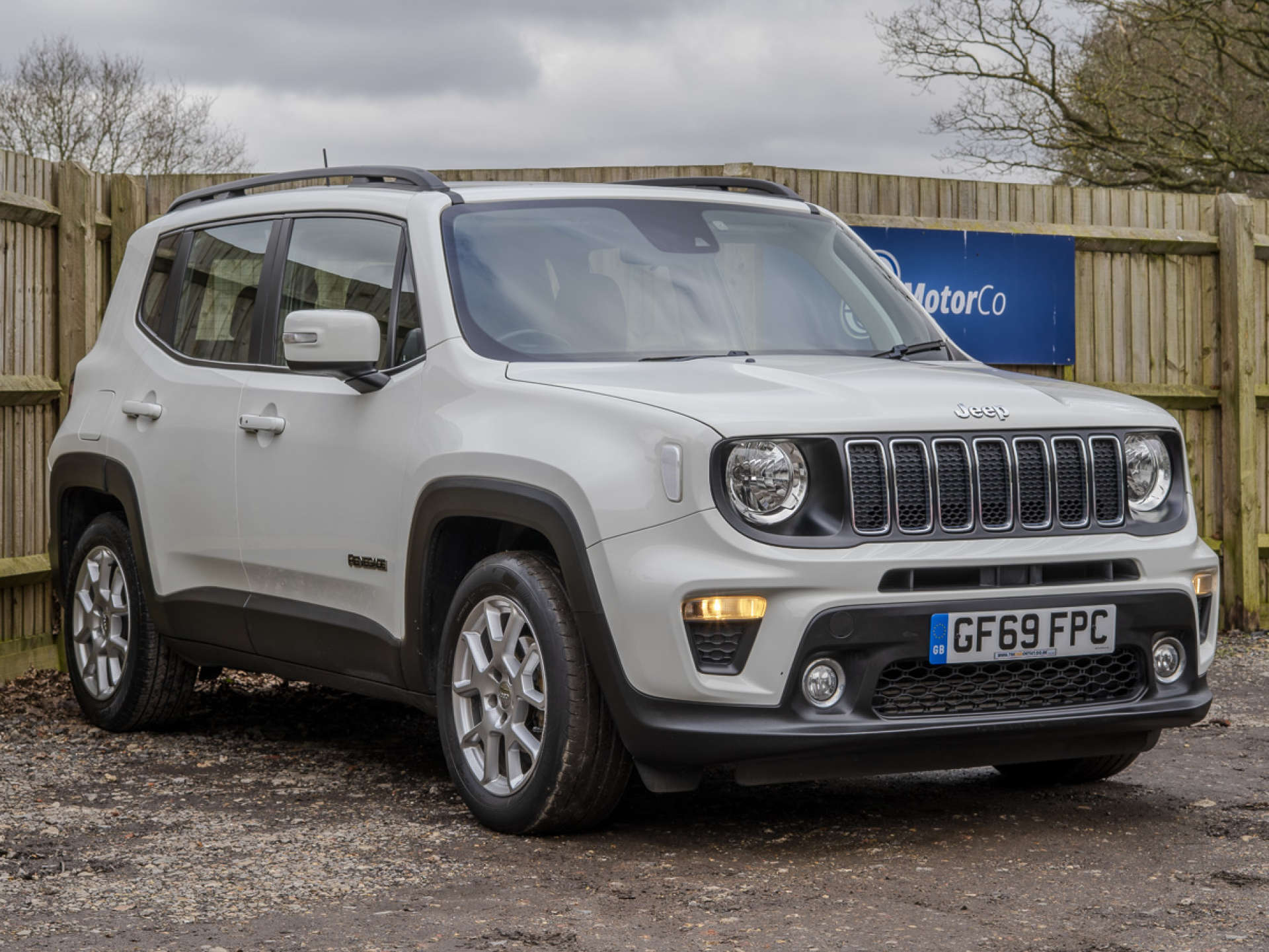 Main listing image - Jeep Renegade