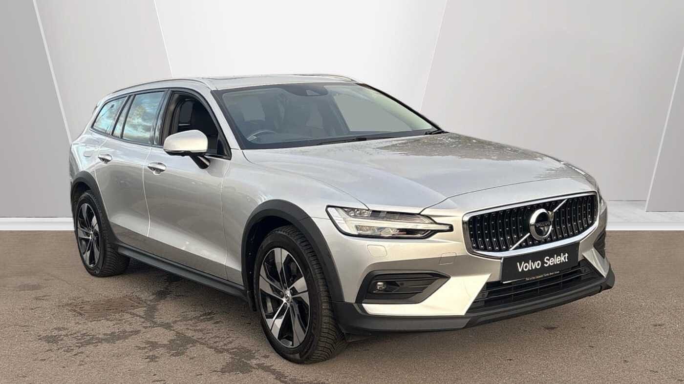 Main listing image - Volvo V60