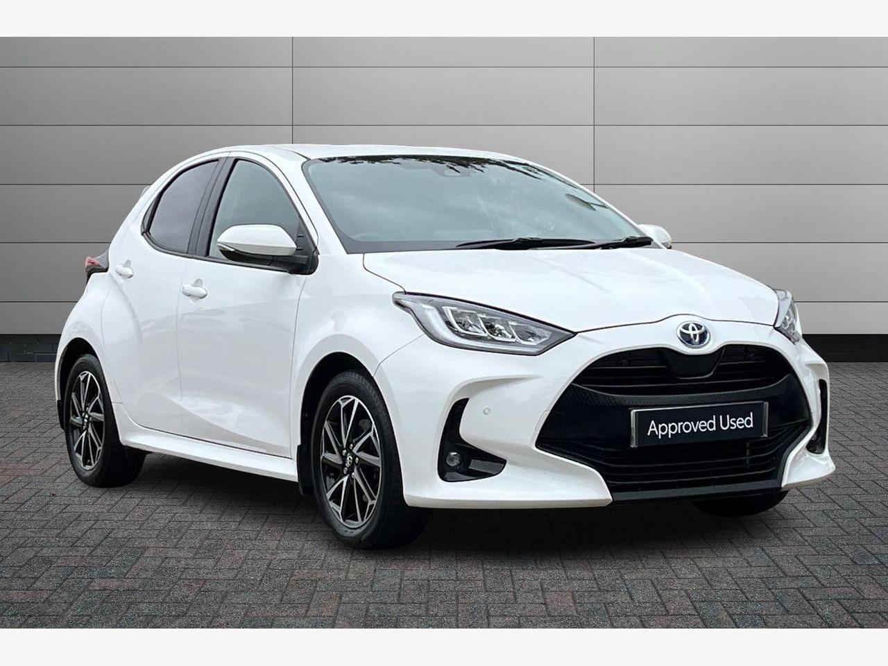 Main listing image - Toyota Yaris