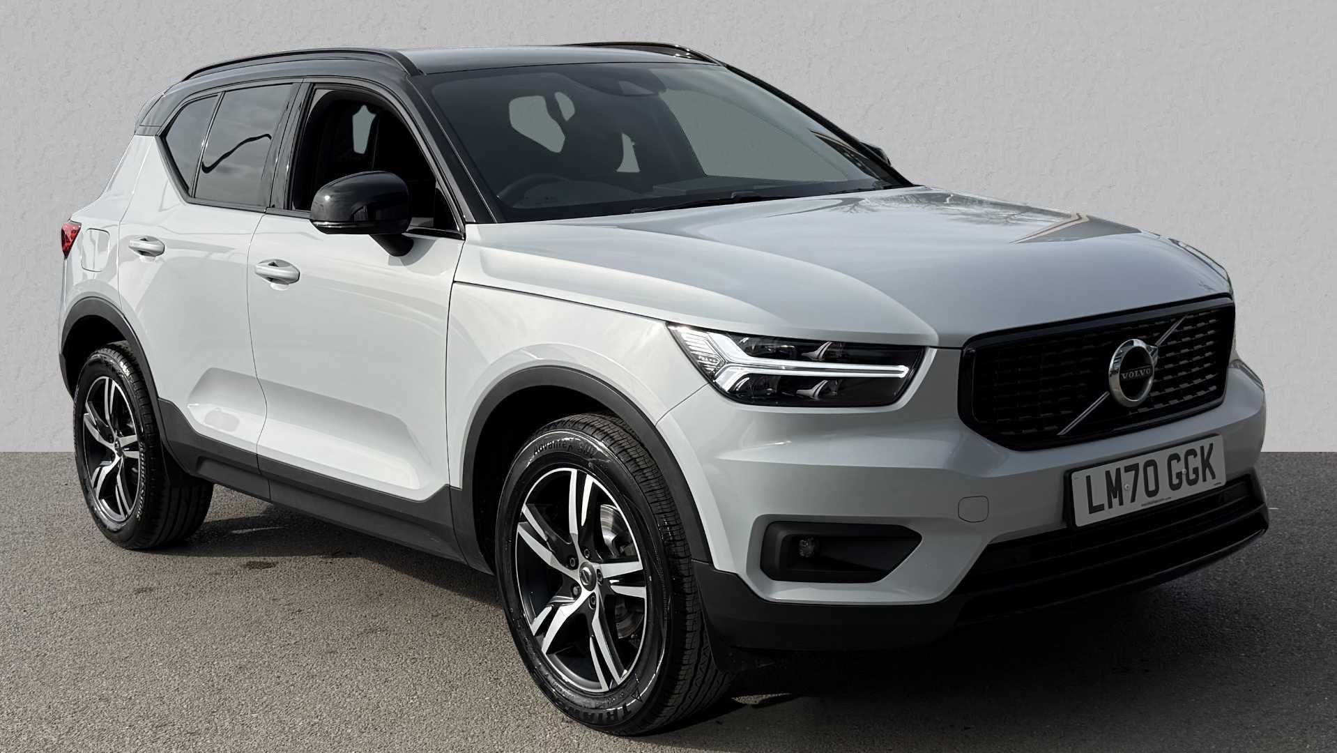 Main listing image - Volvo XC40