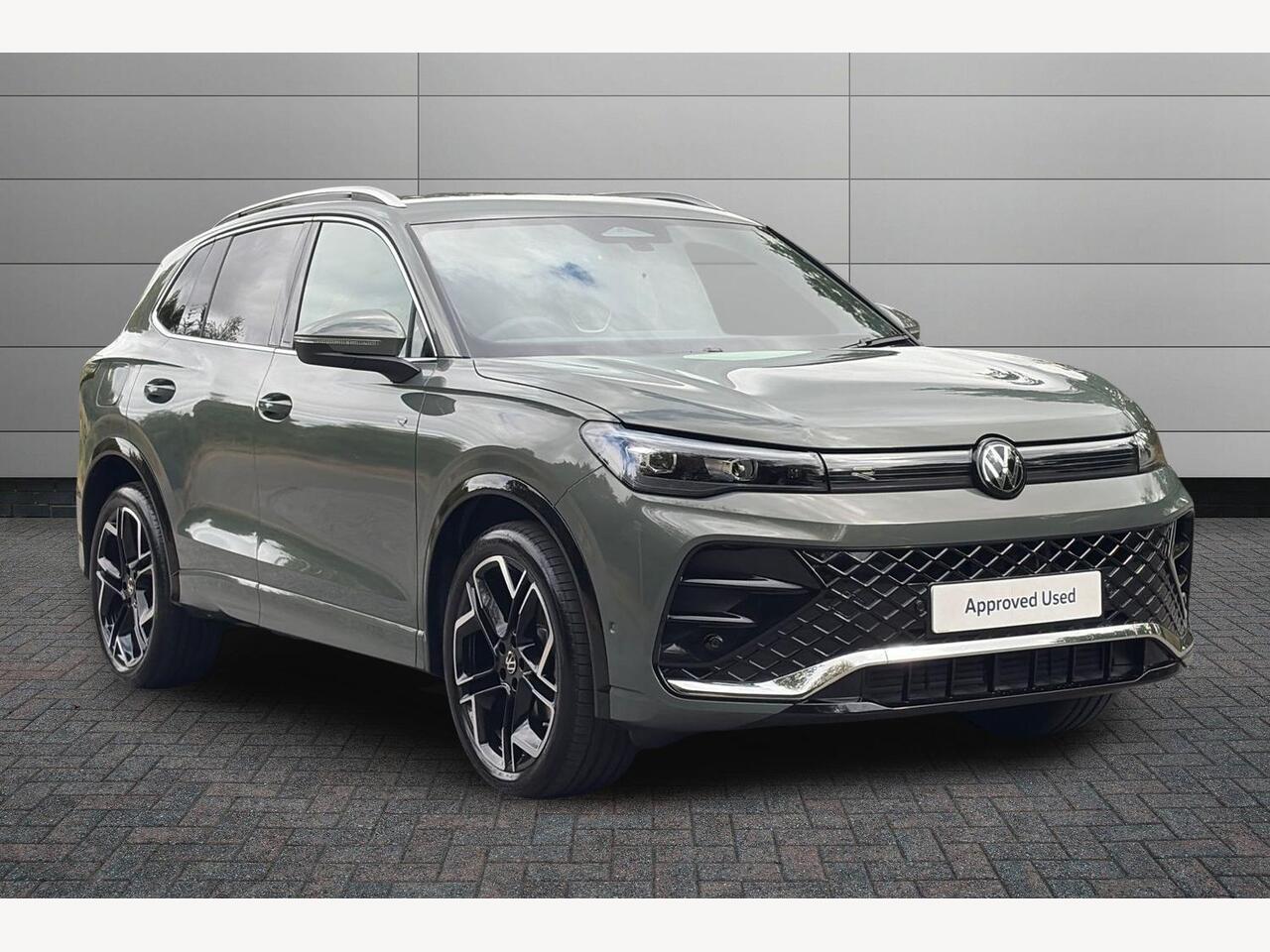 Main listing image - Volkswagen Tiguan
