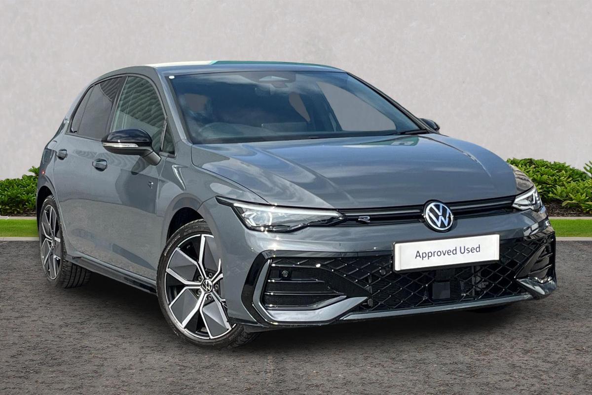 Main listing image - Volkswagen Golf